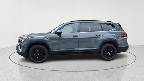 pure gray 2026 Volkswagen Atlas 2.0T SE w/Technology