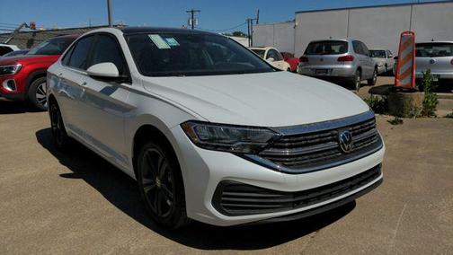 Opal White 2024 Volkswagen Jetta 1.5T SE