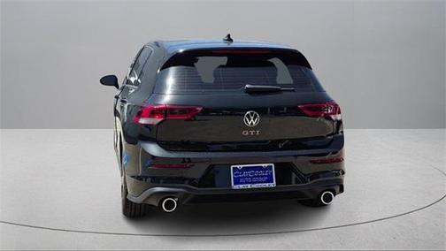 2025 Volkswagen Golf GTI 2.0T SE DSG