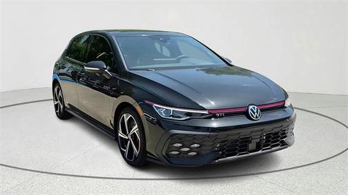 2025 Volkswagen Golf GTI 2.0T SE DSG