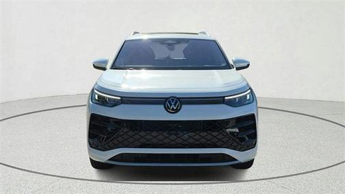 2026 Volkswagen Tiguan 2.0T SEL R-Line 4MOTION