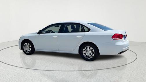 2015 Volkswagen Passat 1.8T S