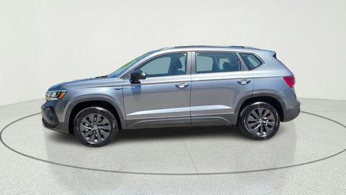 Platinum Gray Metallic 2024 Volkswagen Taos 1.5T S