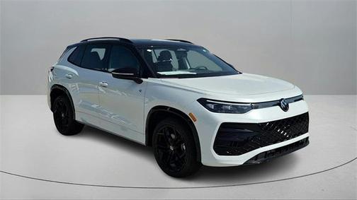 2025 Volkswagen Tiguan 2.0T SE R-Line Black 4MOTION