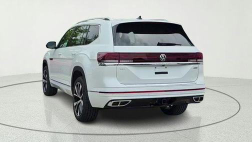 Opal White Pearl 2026 Volkswagen Atlas 2.0T SEL Premium R-Line 4MOTION