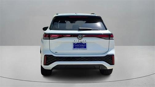 2025 Volkswagen Tiguan 2.0T SE R-Line Black