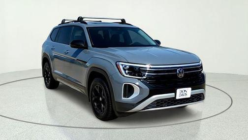 Pure Gray 2024 Volkswagen Atlas 2.0T SE w/Technology 4MOTION