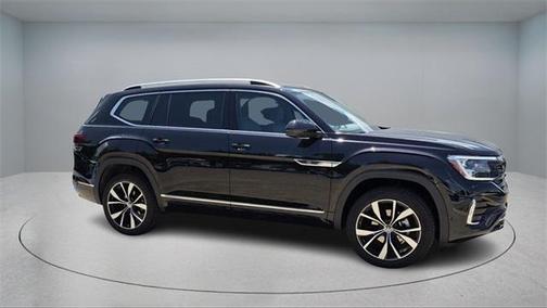 2025 Volkswagen Atlas 2.0T SEL Premium R-Line 4MOTION