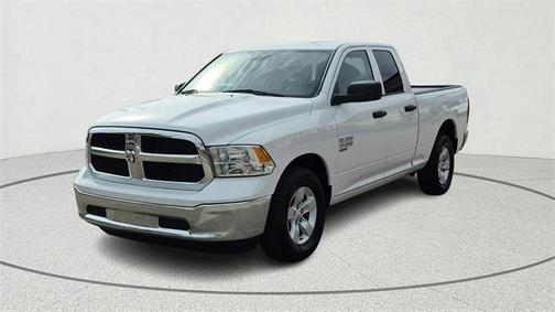 2024 RAM 1500 Classic SLT