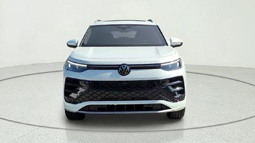 Opal White Pearl 2026 Volkswagen Tiguan 2.0T SEL R-Line Turbo 4MOTION
