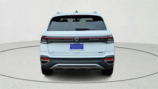 2026 Volkswagen Taos SEL