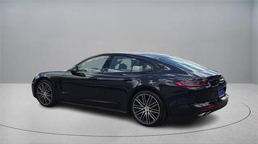 2018 Porsche Panamera 4S