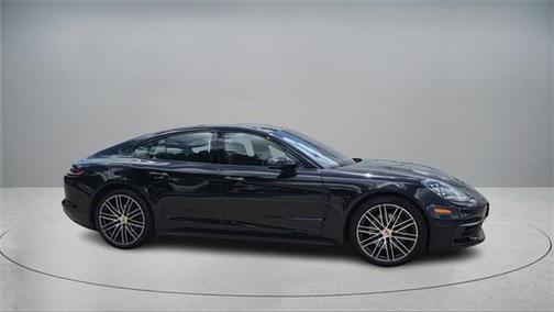 2018 Porsche Panamera 4S