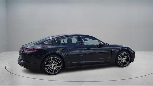 2018 Porsche Panamera 4S