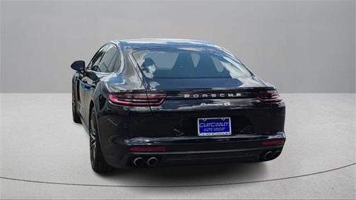 2018 Porsche Panamera 4S
