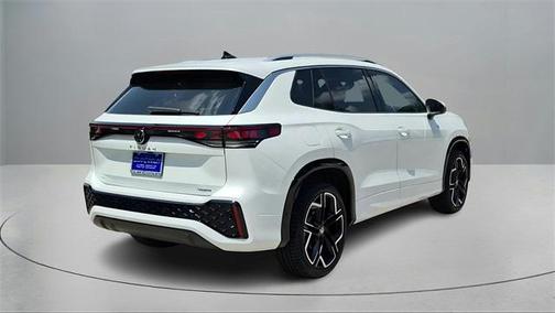 2025 Volkswagen Tiguan 2.0T SEL R-Line 4MOTION
