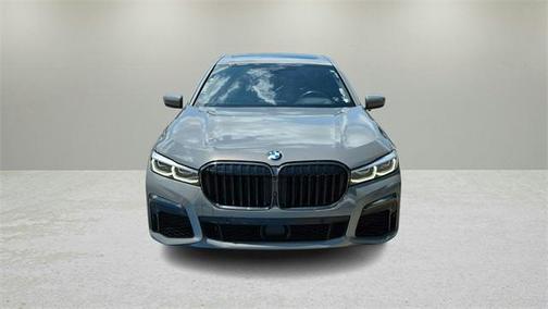 2021 BMW 750 i xDrive