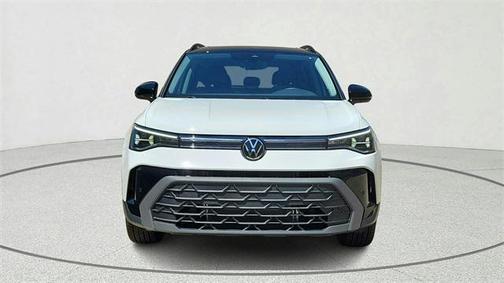 2025 Volkswagen Taos 1.5T SE Black