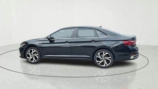 Deep Black Pearl 2026 Volkswagen Jetta 1.4T SEL