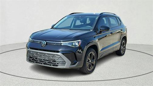2025 Volkswagen Taos 1.5T SE Black