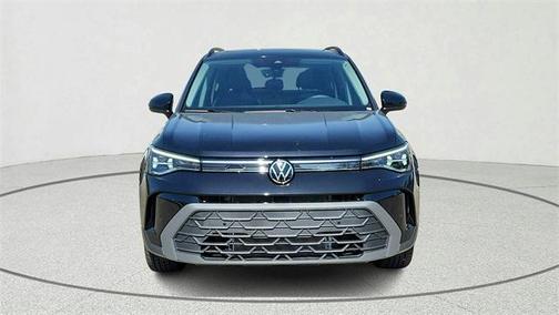 2025 Volkswagen Taos 1.5T SE Black