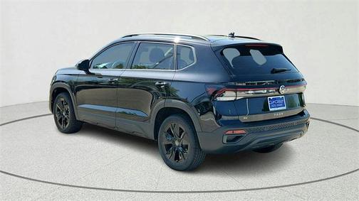 2025 Volkswagen Taos 1.5T SE Black