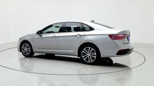 Pyrite Silver Metallic 2027 Volkswagen Jetta 1.4T S