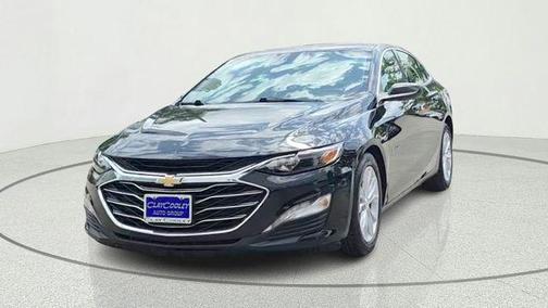 Mosaic Black Metallic 2024 Chevrolet Malibu FWD 1LT