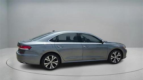 2021 Volkswagen Passat 2.0T SE
