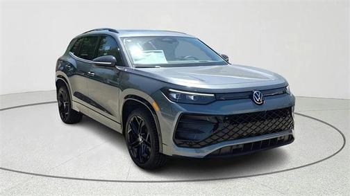 2025 Volkswagen Tiguan 2.0T SE R-Line Black 4MOTION