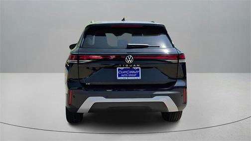 2025 Volkswagen Tiguan 2.0T SE