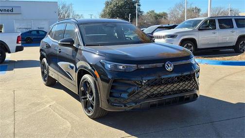 2026 Volkswagen Tiguan 2.0T SE R-Line Black