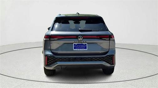 2025 Volkswagen Tiguan 2.0T SE R-Line Black 4MOTION