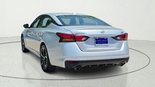 Brilliant Silver Metallic 2024 Nissan Altima SR FWD