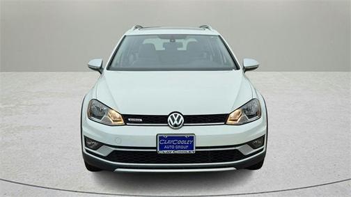 2017 Volkswagen Golf Alltrack TSI SE