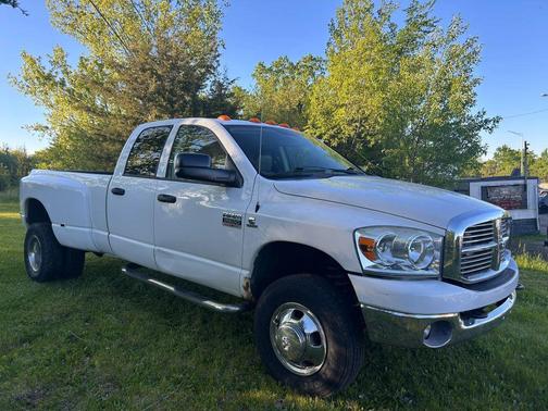 White 2008 Dodge Ram 3500 SLT