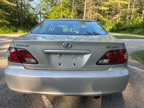 2002 Lexus ES 300 Base