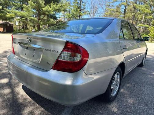 2003 Toyota Camry LE V6