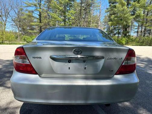 2003 Toyota Camry LE V6