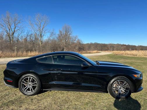 2015 Ford Mustang EcoBoost Premium