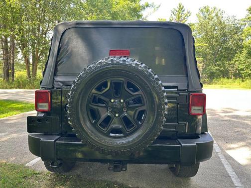 2015 Jeep Wrangler Sport