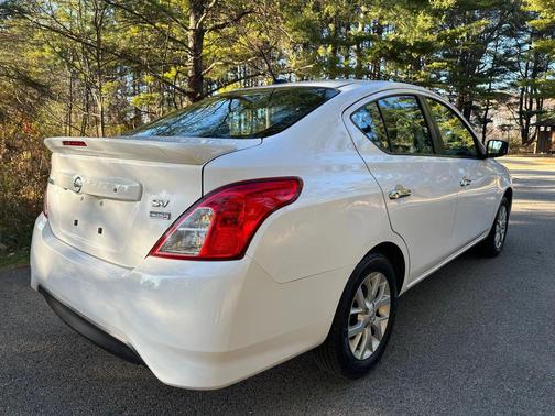 2018 Nissan Versa 1.6 SV