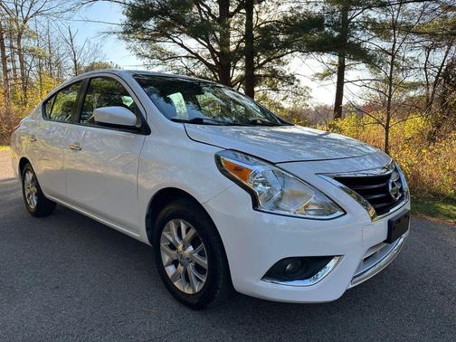 2018 Nissan Versa 1.6 SV