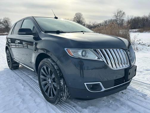 2013 Lincoln MKX Base