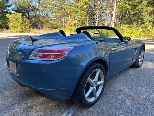 2007 Saturn Sky Roadster 2D