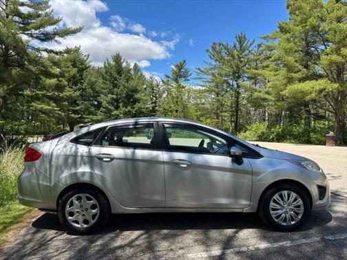 2013 Ford Fiesta SE