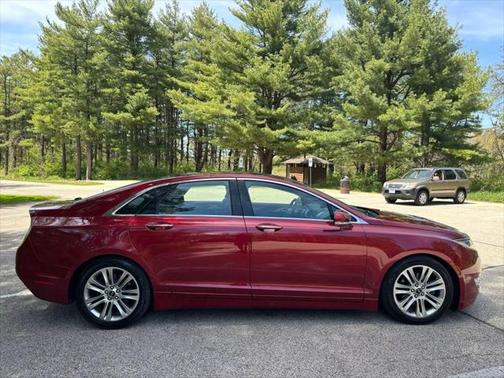 2013 Lincoln MKZ Base