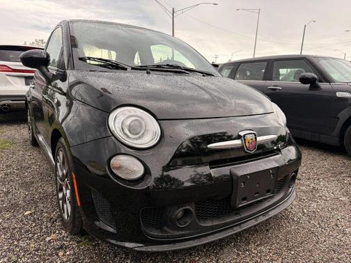 Nero Puro (Straight Black) 2015 FIAT 500 Abarth