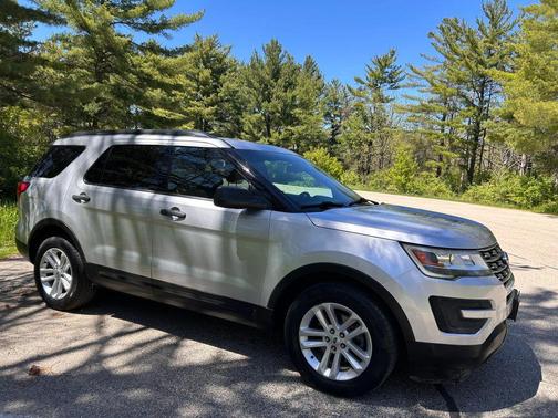 Ingot Silver Metallic 2016 Ford Explorer Sport