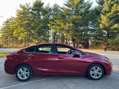 2017 Chevrolet Cruze LT